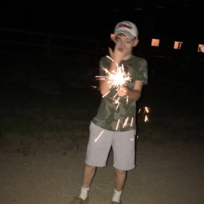 Profile Picture of Chris (@ChrisEverly88YT) on Twitter