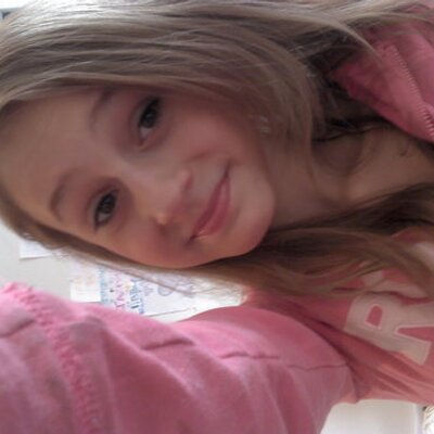 Profile Picture of Libby Lyons (@libbylyons123) on Twitter