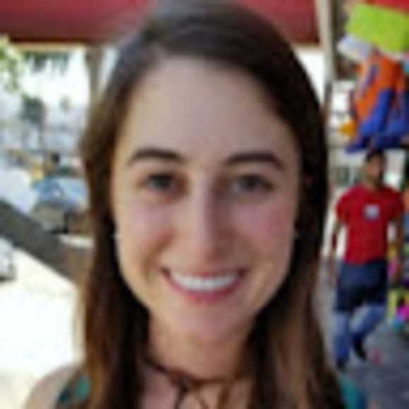 Profile Picture of Kimberly Cribbs (@kimberlyjcribbs) on Poshmark