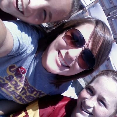 Profile Picture of Paula Tkach (@PaulaTkach) on Twitter