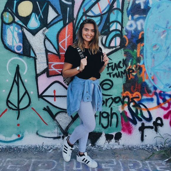 Profile Picture of Liann Goodchild (@lianngoodchild) on Poshmark