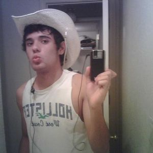 Profile Picture of Luis Leyva (@luis9luis9) on Myspace
