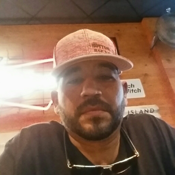 Profile Picture of Horacio Escobar (@lalot_666) on Poshmark