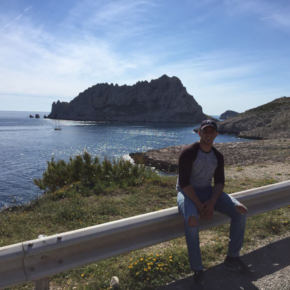 Profile Picture of Omar Helmy (@ohelmy24) on Poshmark