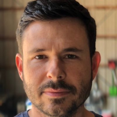 Profile Picture of Mike Jacks (@mikepjacks) on Twitter