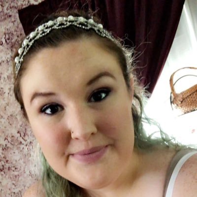 Profile Picture of Amanda MacLauchlan (@Amandalynne517) on Twitter