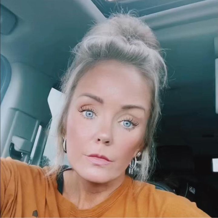 Profile Picture of Heather Hamsley (@startingoversocial) on Tiktok