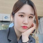 Profile Picture of 채 연 (@yeon__chae) on Instagram