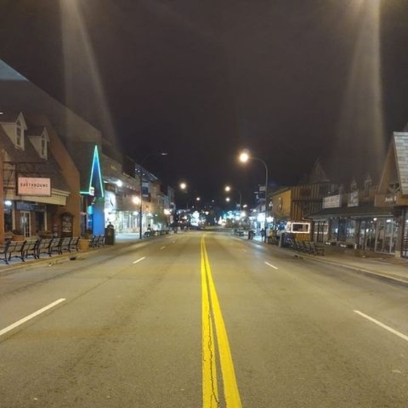 Profile Picture of Robert Wilson (@robertwilson727) on Poshmark