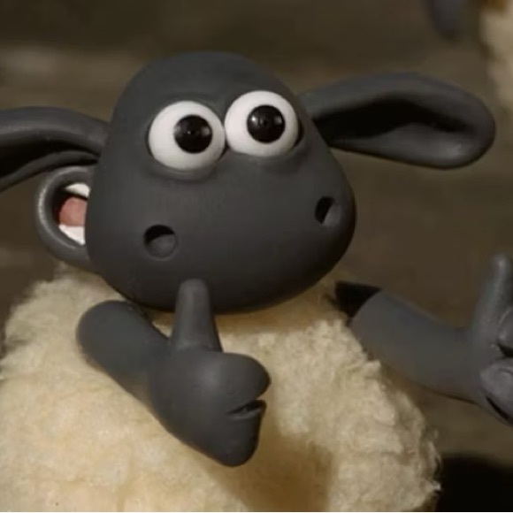 Profile Picture of Mia Minnucci (@applecrisplover) on Poshmark