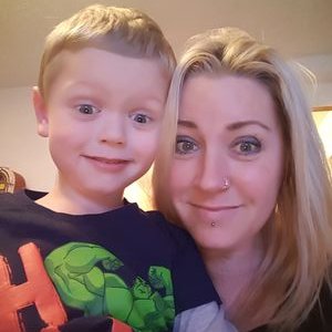 Profile Picture of Lisa Boot (@tattoomummy72) on Twitter