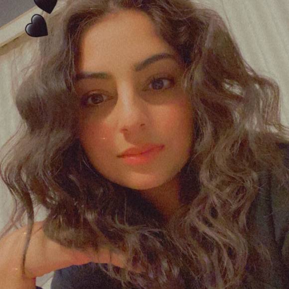 Profile Picture of Rebecca Hariga (@becca_hariga98) on Poshmark