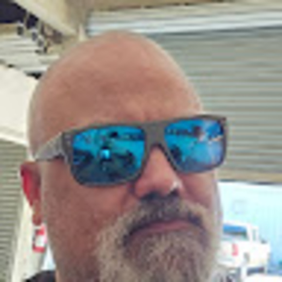 Nate Hycz - Poshmark Profile Picture of Nate Hycz (@natehycz01) on Poshmark