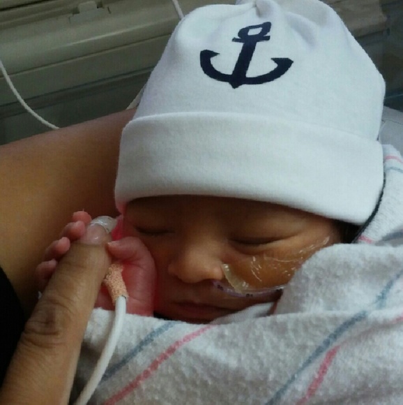 Profile Picture of Stephanie Tolano (@stephtol) on Poshmark