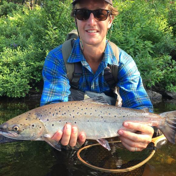 Profile Picture of Lincoln Esau (@lincolnesau) on Poshmark