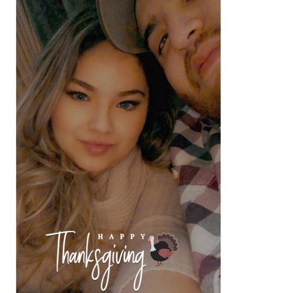 Profile Picture of Karen Davila (@karedavila) on Poshmark