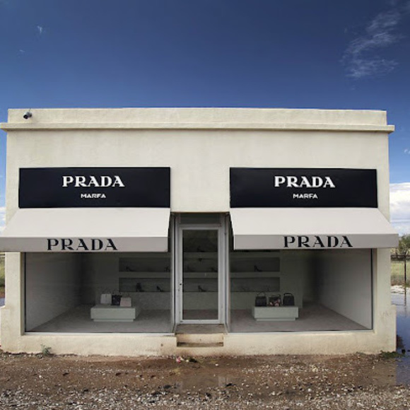 Profile Picture of Daniel galeas (@skullyrip) on Poshmark