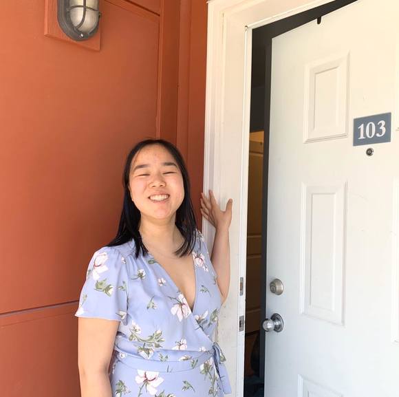 Haley Grunenberg - Poshmark Profile Picture of Haley Grunenberg (@haleygrunenberg) on Poshmark