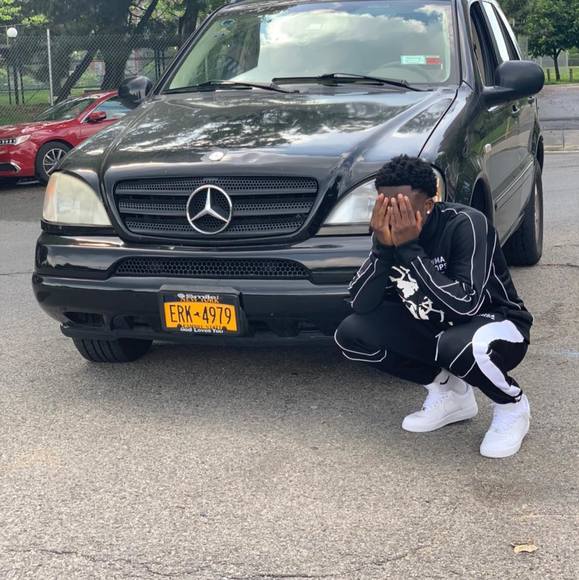 Profile Picture of David Obeng (@kingdave6602) on Poshmark