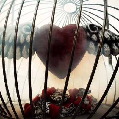 Profile Picture of Life On Earth Art (@TracyFerron1) on Twitter