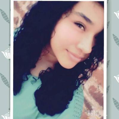 Profile Picture of Isabelle Esparza (@IsabelleEsparza) on Twitter