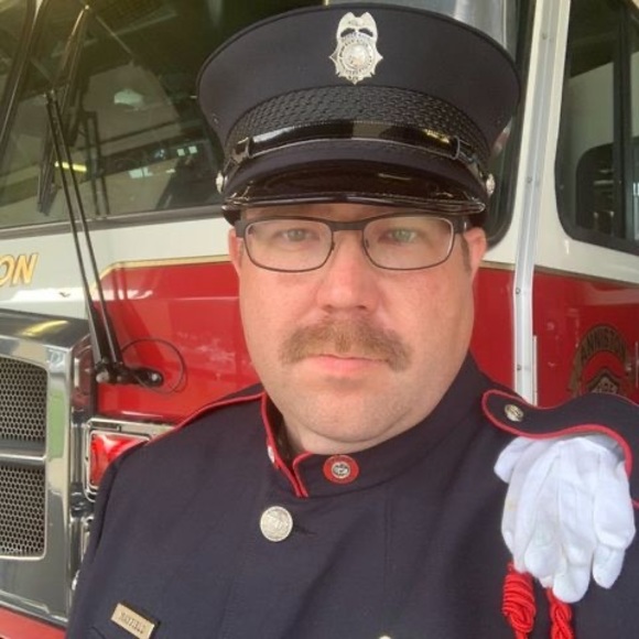 Profile Picture of Jason Mayfield (@jfiredog235) on Poshmark