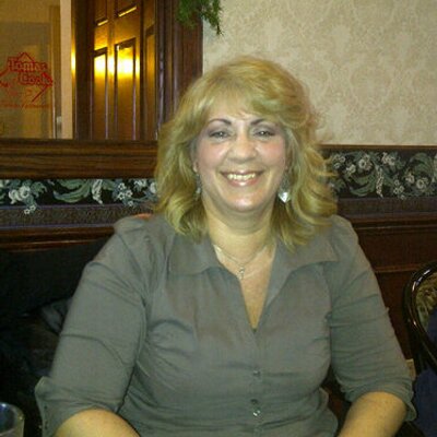 Profile Photo of Bonnie Thiesen (@Boe42) on Twitter