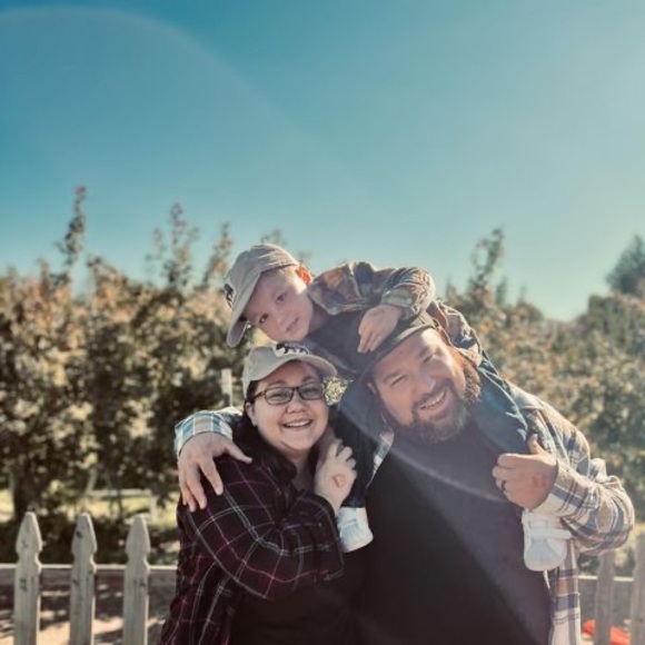 Profile Picture of Kim Cappellano (@maryalice8745) on Poshmark