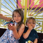 Profile Picture of Hazel + Cody (@honkeydonkey.kids) on Instagram