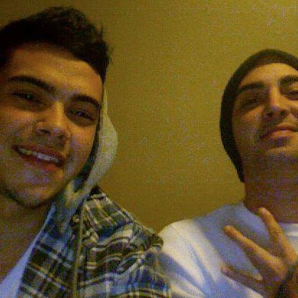 Profile Picture of Jon Levy (@jonjon500) on Poshmark