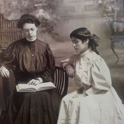 Profile Picture of Carrie Benjamin #joinaunion (@CBanthro) on Twitter