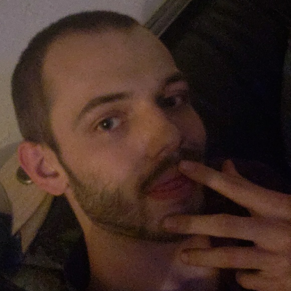 Profile Picture of Alex Pollack (@dm344) on Poshmark
