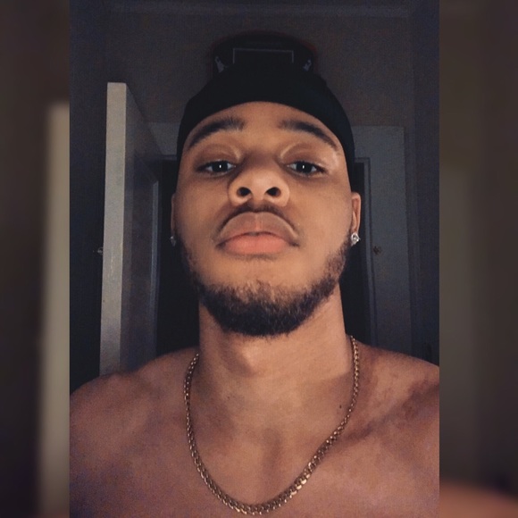 Profile Picture of Keenyn Ivory (@keenynivory) on Poshmark