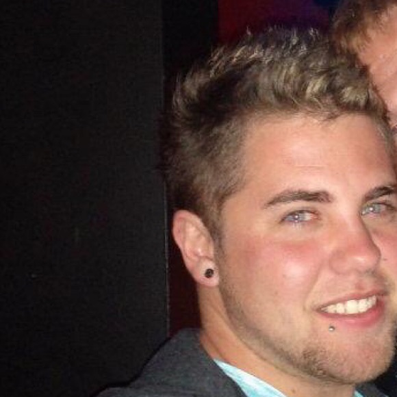 Profile Picture of Preston Weiler (@dresin2impresto) on Poshmark