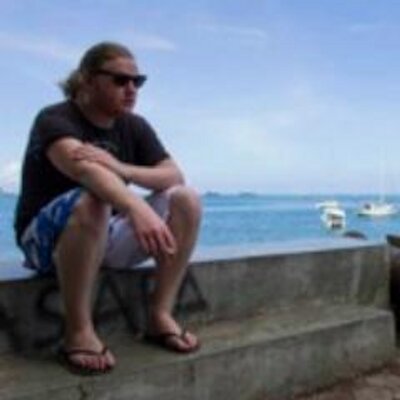 Profile Picture of Dennis Wise (@WiseFooty) on Twitter