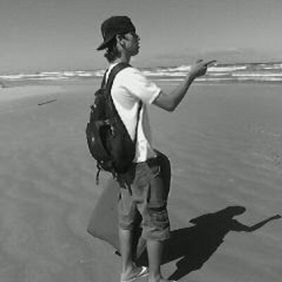 Profile Picture of Taylor Mello (@taylorbadinha) on Twitter