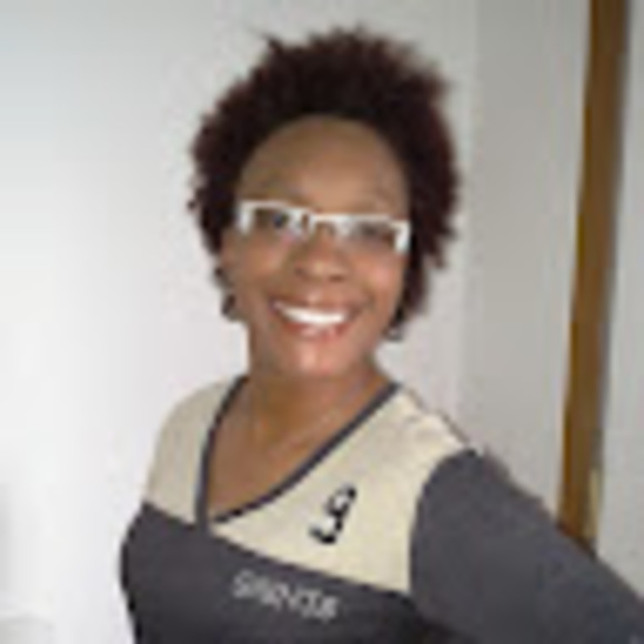 Profile Picture of Tirsha Lenoir (@tlenoir13) on Poshmark