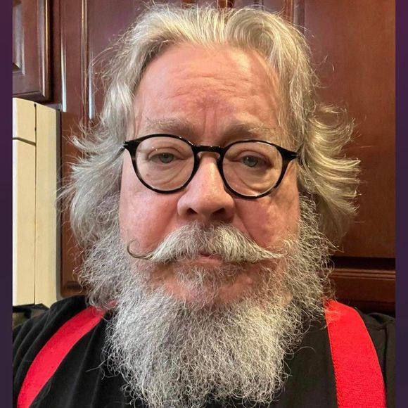 Profile Picture of Don Baragiano (@hijazscale) on Poshmark