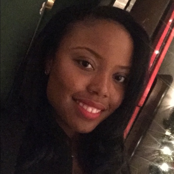 Profile Picture of Jerita Leverette (@jerita) on Poshmark