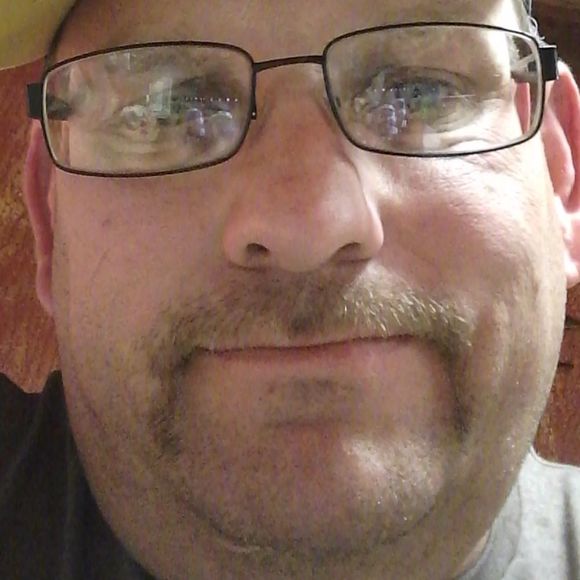 Profile Picture of Darrell Wofford (@darvey88) on Poshmark