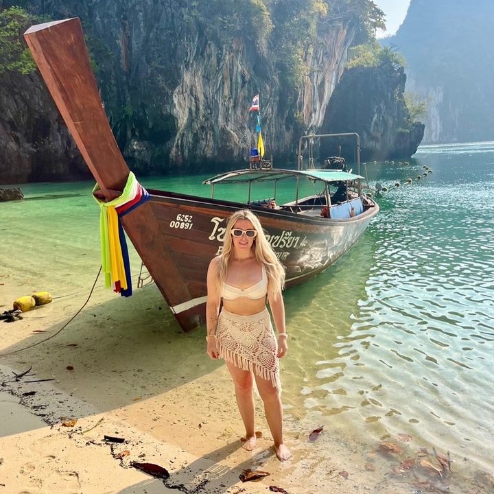 Profile Picture of Ruth Hughes (@ruthhughes_) on Tiktok