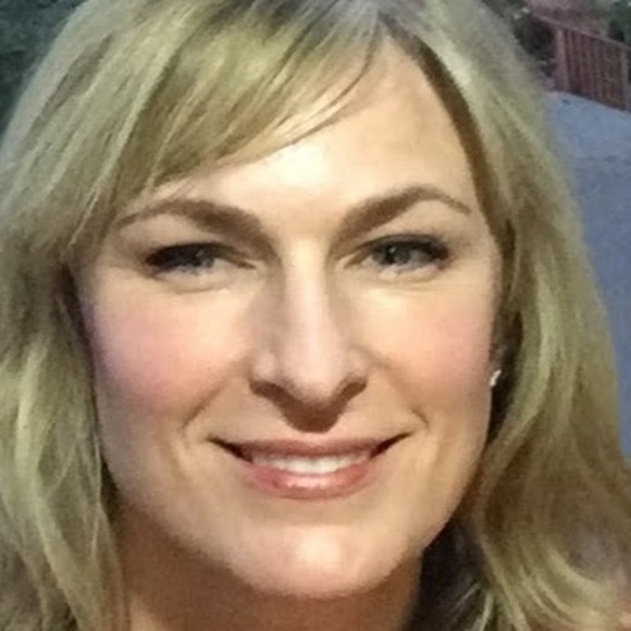 Profile Picture of Sheridan Joslin (@earnedsushi) on Poshmark