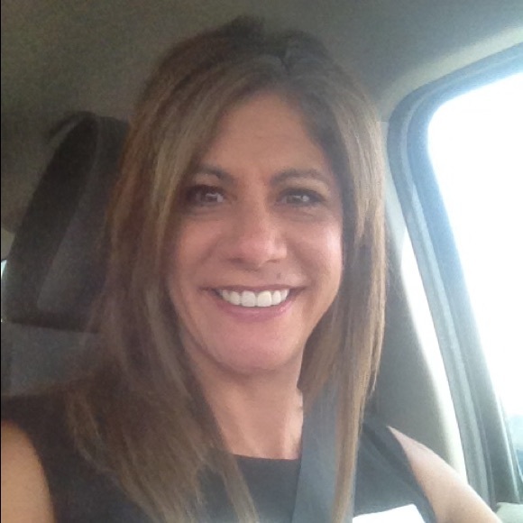 Profile Picture of Christie Acciarri (@playpond) on Poshmark