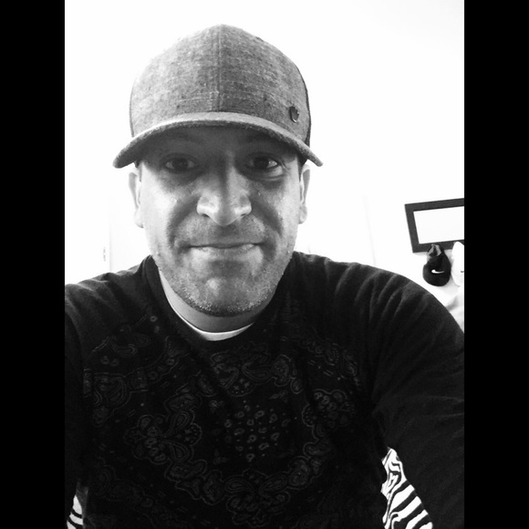 Profile Picture of Rudy Minjarez (@ruda18) on Poshmark
