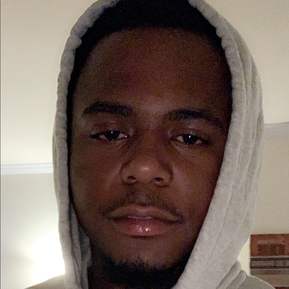 Profile Picture of Bryant Brown (@chiefbb95) on Poshmark