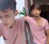 Profile Picture of   duet with @adnaan07 ro te... (@yousuf373) on Tiktok