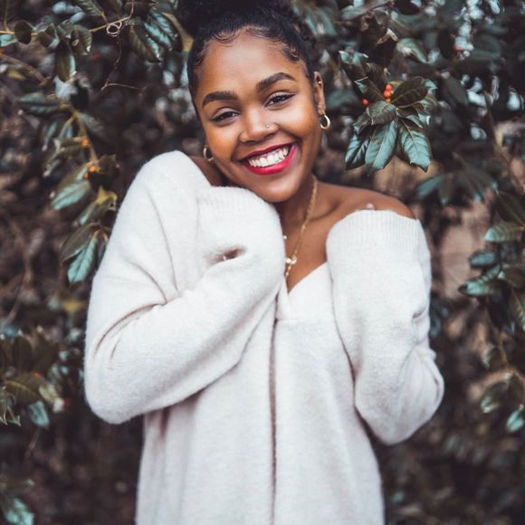 Profile Picture of Jocelyn Richards (@jrichards216) on Poshmark