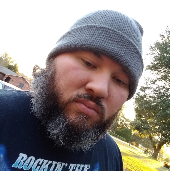 Profile Picture of Charles Moody (@cmoody51) on Poshmark