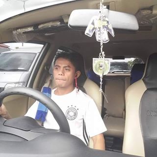 Profile Picture of Rudy Bara (rudy barja) (@rudy.bara.735) on Facebook