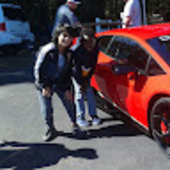 Danny How you feel - Poshmark Profile Picture of Danny How you feel (@danny9177) on Poshmark